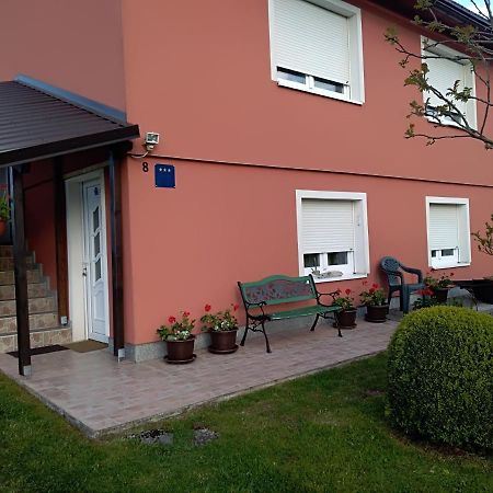 Apartman Ris Gorski Kotar Crni Lug Делнице Екстериор снимка