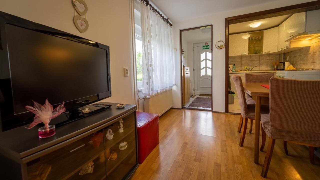 Apartman Ris Gorski Kotar Crni Lug Делнице Екстериор снимка